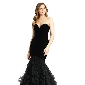 Neckline mermaid gown
